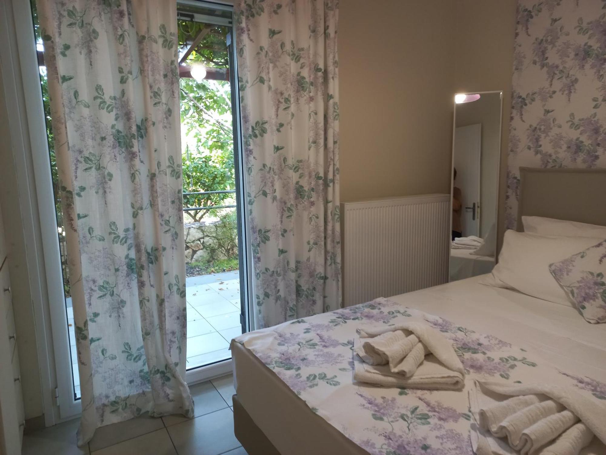 Rania-Apartments 2 Argostoli  Esterno foto